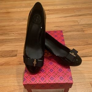 SOLD: Tory Burch, Trudy Pumps